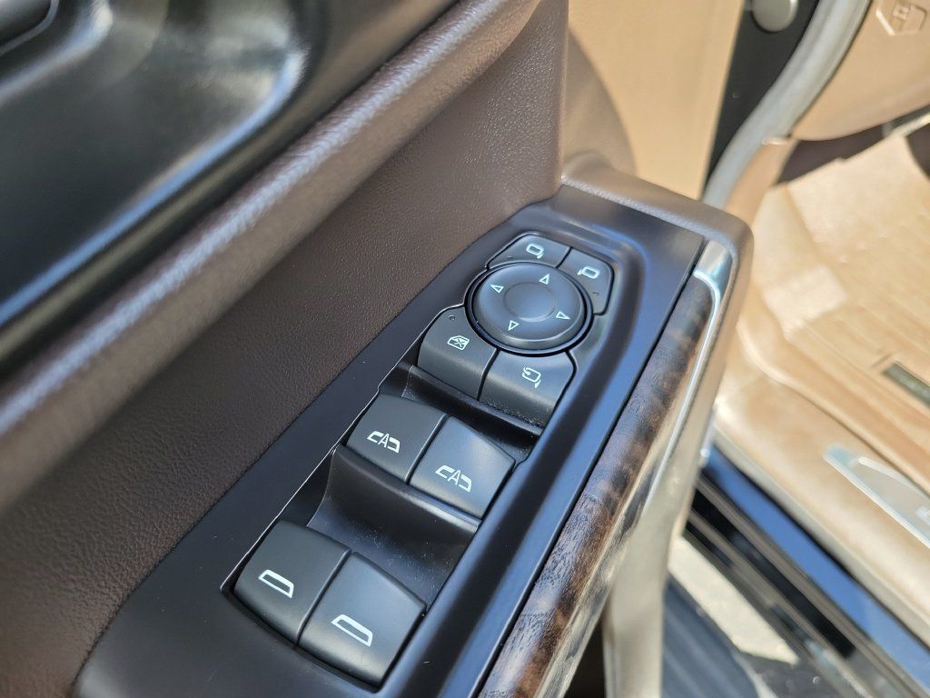 Used 2019 GMC Sierra 1500 Denali w/ Denali Ultimate Package AWD/4WD image 18