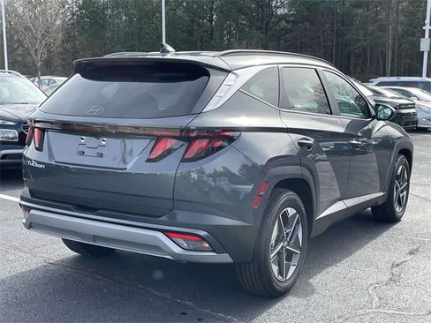 Certified 2025 Hyundai Tucson SEL image 6