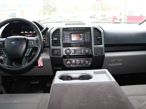 Used 2015 Ford F150 XLT w/ Equipment Group 301A Mid image 10