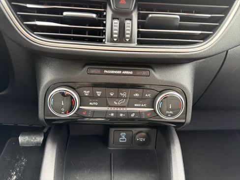 Used 2022 Ford Escape SE w/ Convenience Package image 20