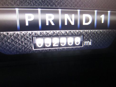 Used 2022 RAM 3500 Laramie image 31