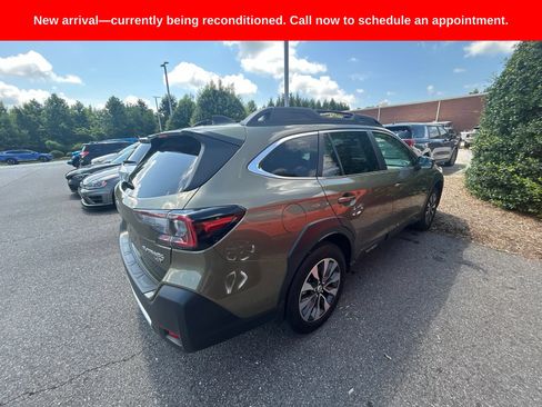 Used 2025 Subaru Outback Limited XT AWD/4WD image 15