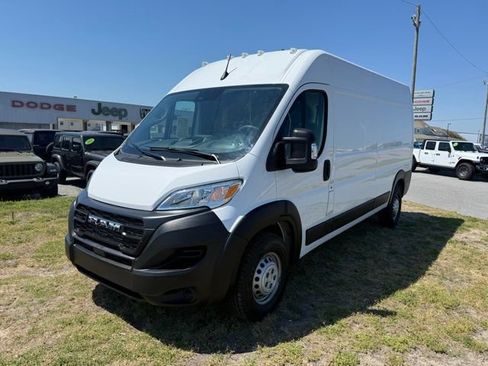 Used 2025 RAM ProMaster 2500 image 3