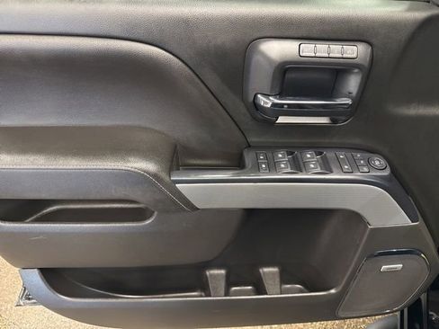 Used 2018 Chevrolet Silverado 1500 LTZ Z71 w/ LTZ Plus Package AWD/4WD image 10