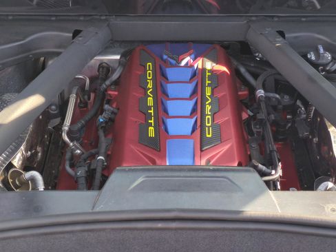 Used 2021 Chevrolet Corvette Stingray Preferred Cpe w/ 2LT image 11