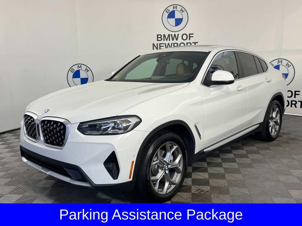 Used 2023 BMW X4 xDrive30i w/ Premium Package AWD/4WD image 3