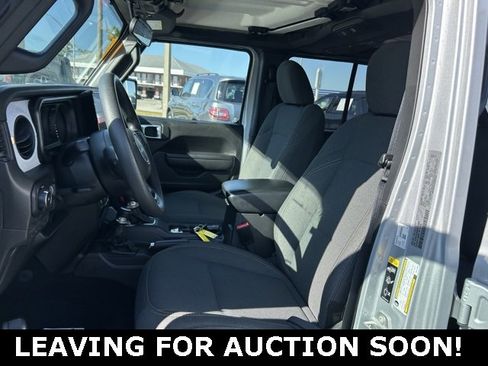 Used 2024 Jeep Wrangler Sport image 14