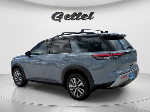 Certified 2023 Nissan Pathfinder SL image 6
