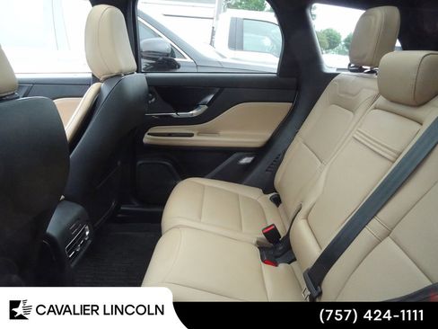 Used 2021 Lincoln Corsair Reserve w/ Equipment Group 201A AWD/4WD image 8