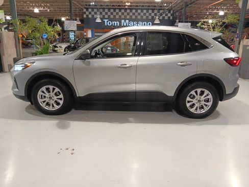 Used 2024 Ford Escape Active image 9