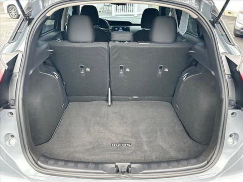 Used 2024 Nissan Kicks SV w/ Exterior Package FWD image 23