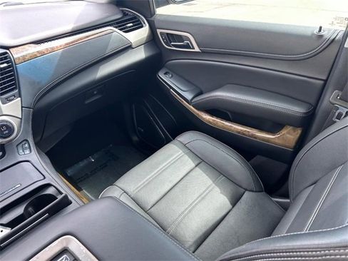 Used 2016 GMC Yukon Denali image 18
