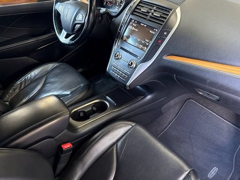 Used 2018 Lincoln MKC Reserve w/ Lincoln MKC Climate Package AWD/4WD image 18