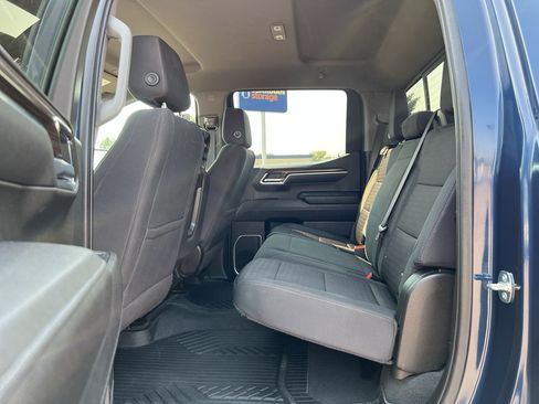 Used 2023 Chevrolet Silverado 1500 LT w/ Z71 Off-Road Package AWD/4WD image 10