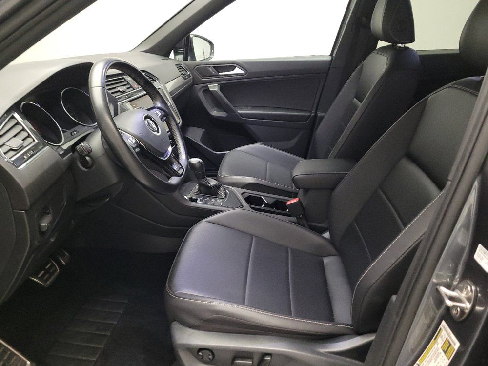 Used 2021 Volkswagen Tiguan SE R-Line FWD image 17