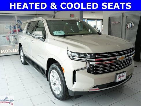 Used 2024 Chevrolet Suburban Premier image 1