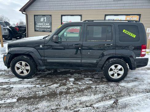 Used 2012 Jeep Liberty Sport w/ Popular Equipment Group image 8