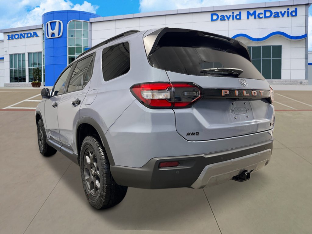 New 2026 Honda Pilot TrailSport image 4
