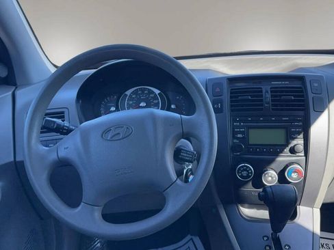 Used 2009 Hyundai Tucson GLS FWD image 10