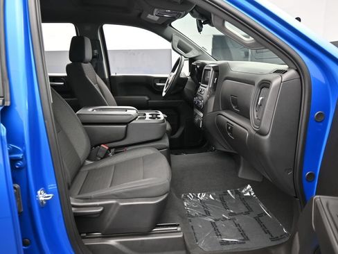 Used 2025 Chevrolet Silverado 1500 Custom w/ Turbomax Blackout Package AWD/4WD image 36