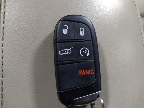 Used 2018 Jeep Grand Cherokee Limited RWD image 32