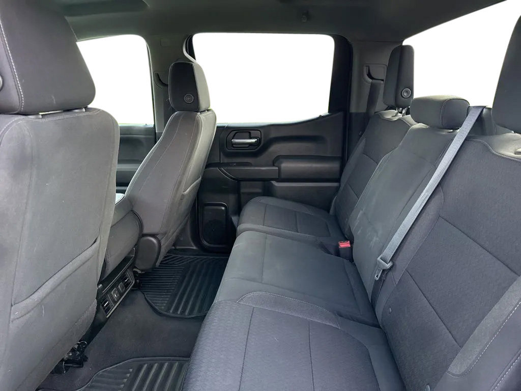 Used 2022 Chevrolet Silverado 1500 LT AWD/4WD image 27