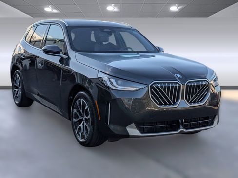 Used 2025 BMW X3 xDrive30i image 7
