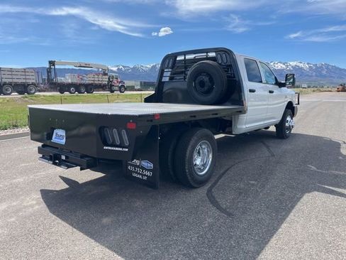 New 2026 RAM 3500 Tradesman AWD/4WD image 4