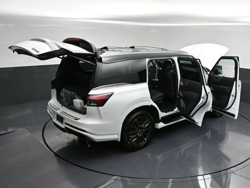 New 2026 INFINITI QX80 Autograph image 38