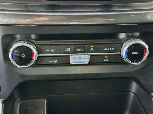 Used 2023 Ford F150 XLT w/ XLT Black Appearance Package AWD/4WD image 17