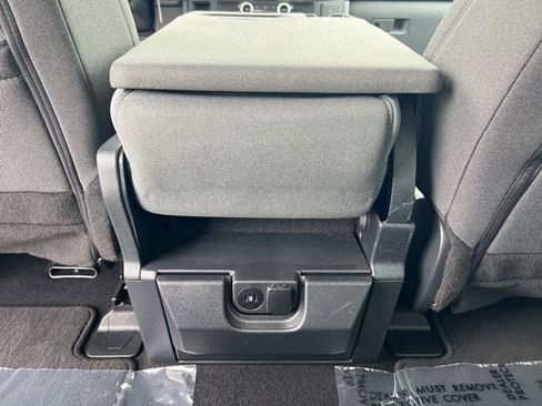 Used 2024 Ford F150 XLT image 25