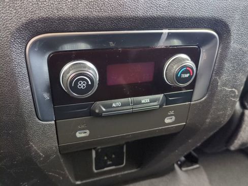 Used 2024 Chevrolet Tahoe LT AWD/4WD image 18