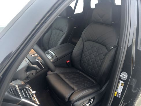 New 2026 BMW X5 xDrive50e w/ Climate Comfort Package image 21