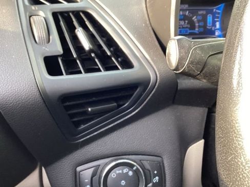 Used 2014 Ford C-MAX SE image 35