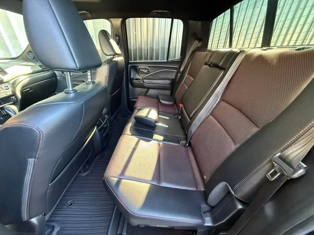 Used 2019 Honda Ridgeline Black Edition image 16