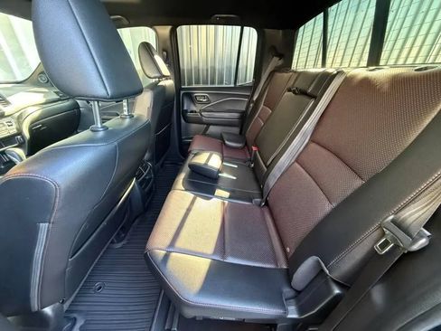 Used 2019 Honda Ridgeline Black Edition image 16