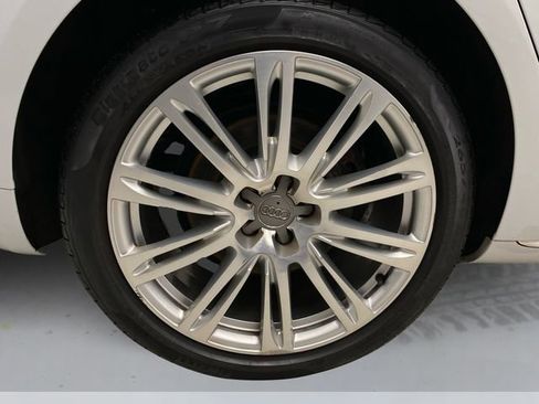 Used 2014 Audi A8 L 3.0T w/ Luxury Package image 17