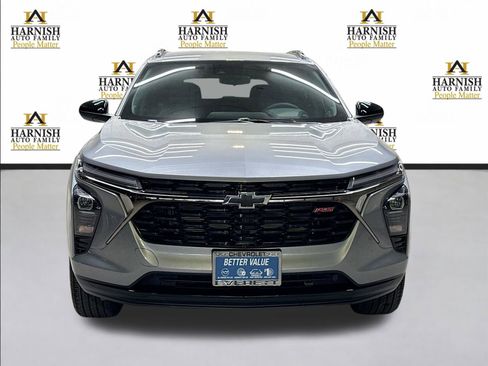 New 2026 Chevrolet Trax RS w/ Driver Confidence Package FWD image 2