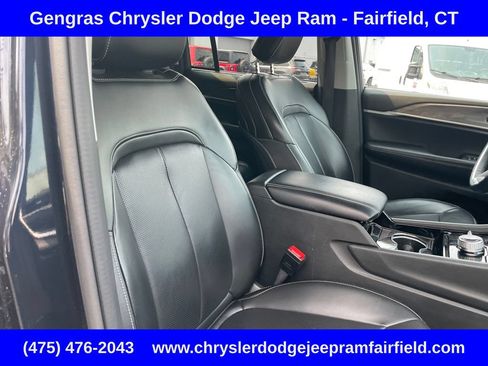 Certified 2023 Jeep Grand Cherokee Limited w/ Luxury Tech Group II AWD/4WD image 20
