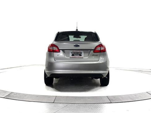 Used 2013 Ford Fiesta SE w/ Super Fuel Economy Pkg image 8