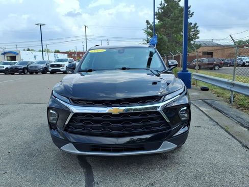 Used 2023 Chevrolet Blazer LT w/ Convenience Package FWD image 2