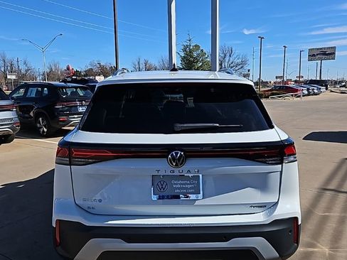 New 2026 Volkswagen Tiguan SE AWD/4WD image 6