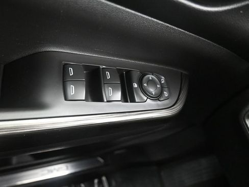 Used 2018 GMC Acadia SLT FWD image 23