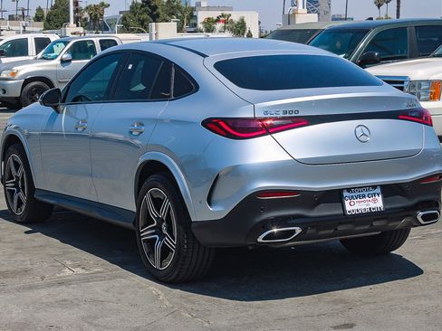 Used 2024 Mercedes-Benz GLC 300 4MATIC image 7