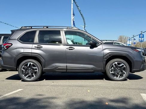 New 2026 Subaru Forester Premium image 3