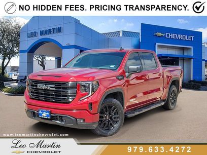 Used 2024 GMC Sierra 1500 Elevation w/ LPO, Elevation Black Package