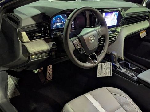 New 2026 Toyota Camry SE image 3