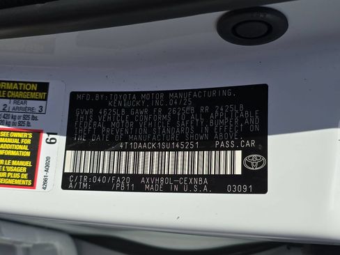 Certified 2025 Toyota Camry LE FWD image 37
