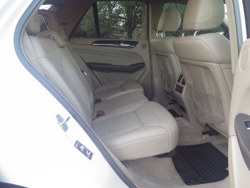 Used 2012 Mercedes-Benz ML 350 4MATIC image 16