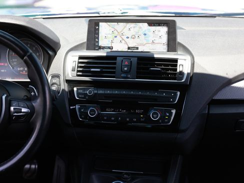 Used 2017 BMW M2 image 40